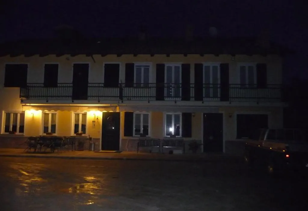 Agriturismo Cascina Vrona-1